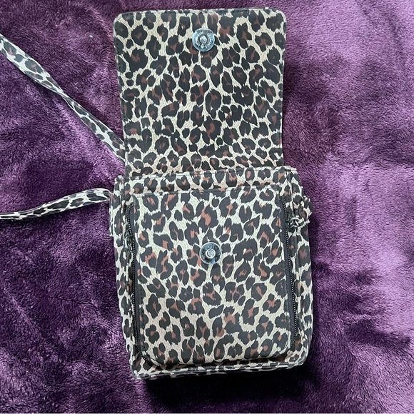 Nine West Cheetah Print Cross Body Bag. NWOT. - Picture 2 of 5
